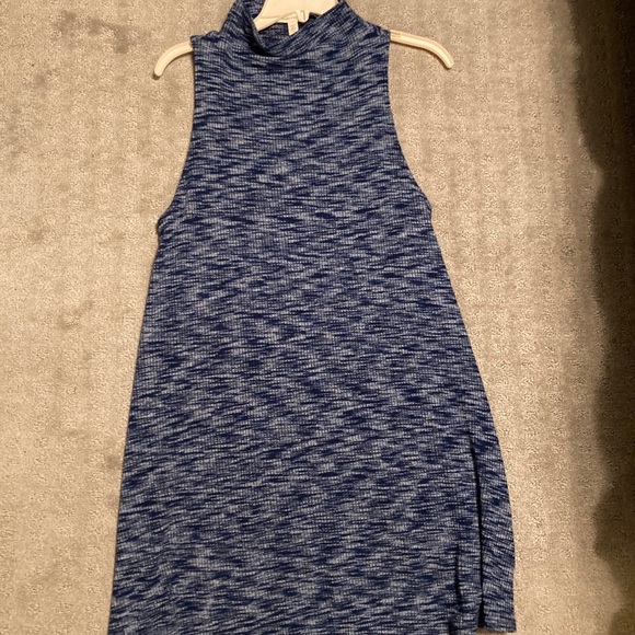 🔹Knit Dress by Silence & Noise🔹 - Picture 1 of 4